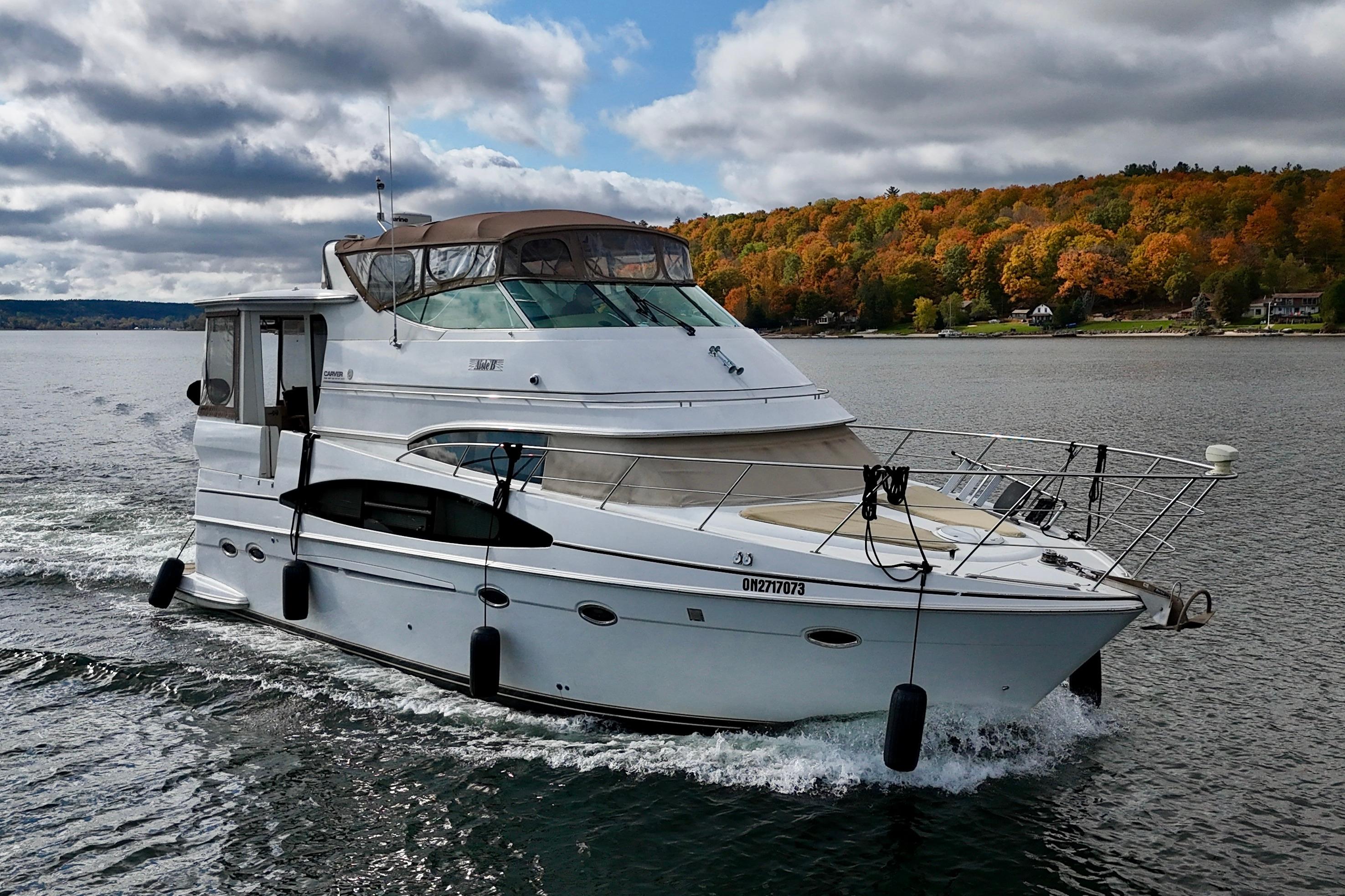 Carver 466 Motor Yacht