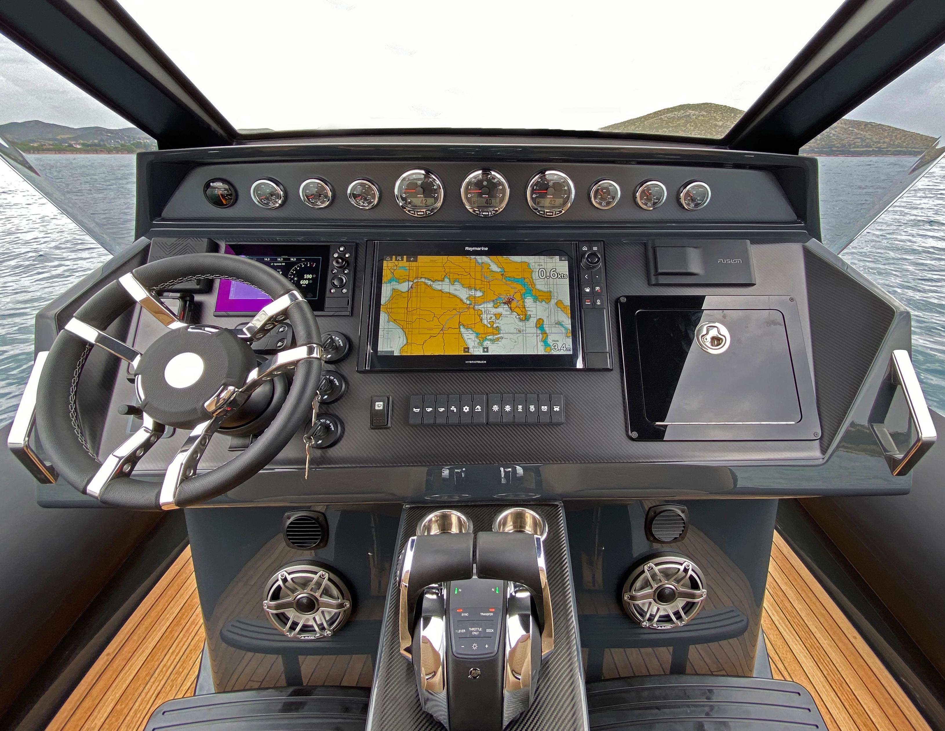 2024 Ribco Venom 44 Open Outboard RIB Kaufen - YachtWorld