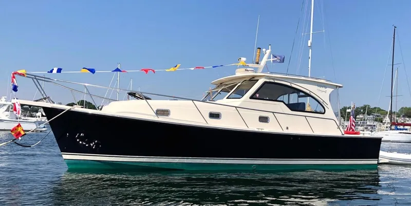 Respite Yacht Photos Pics 