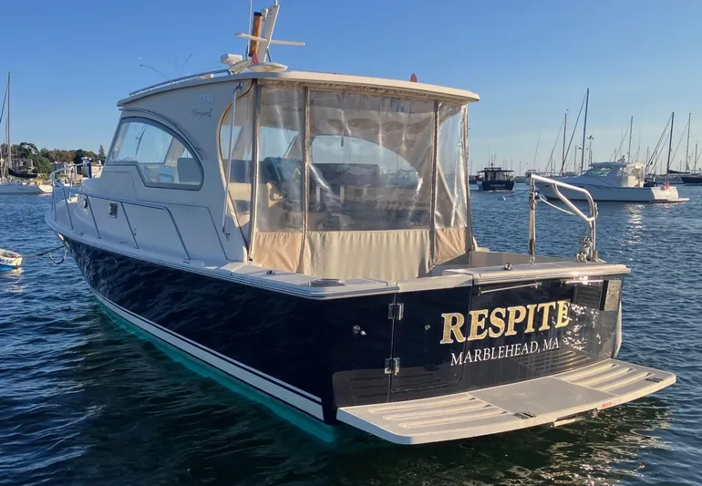 Respite Yacht Photos Pics 