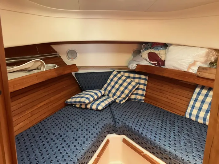 Respite Yacht Photos Pics 