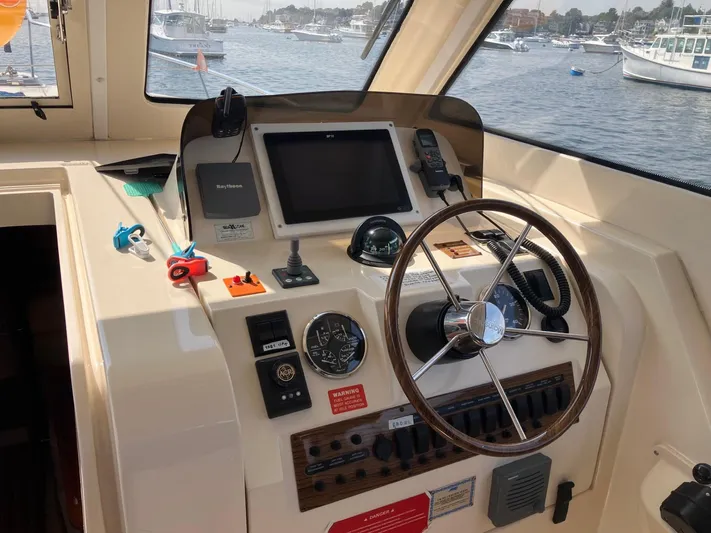 Respite Yacht Photos Pics 