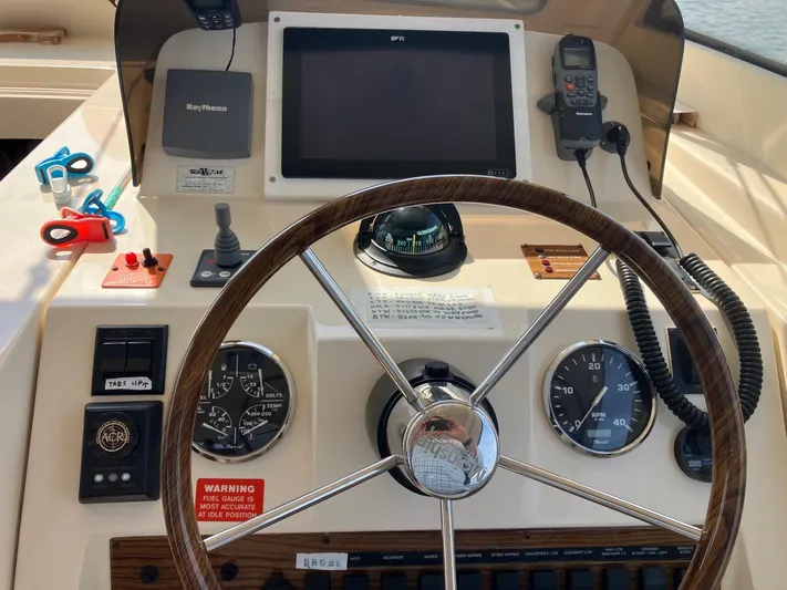 Respite Yacht Photos Pics 