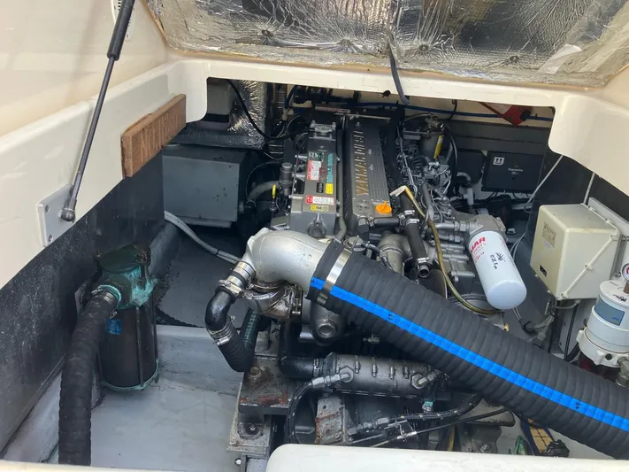 Respite Yacht Photos Pics 