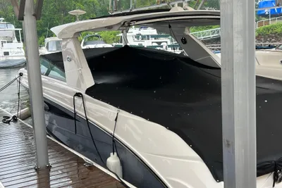 Sea Ray SLX 400