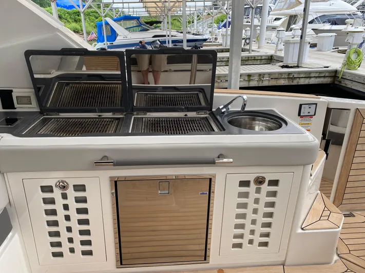 Cosmic Frontier Yacht Photos Pics 