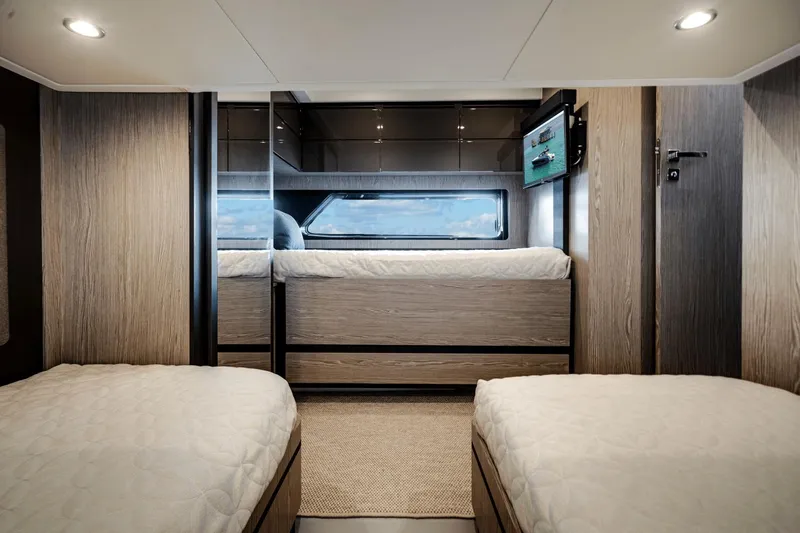 Punta Yacht Photos Pics 