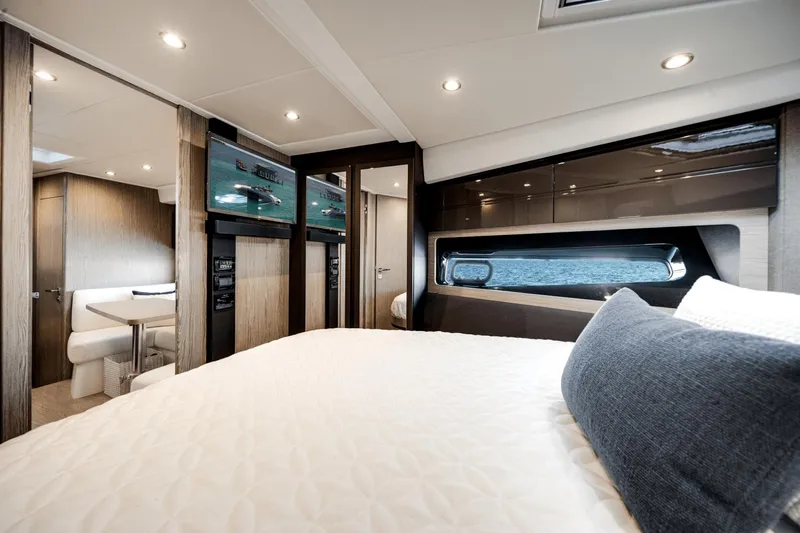 Punta Yacht Photos Pics 