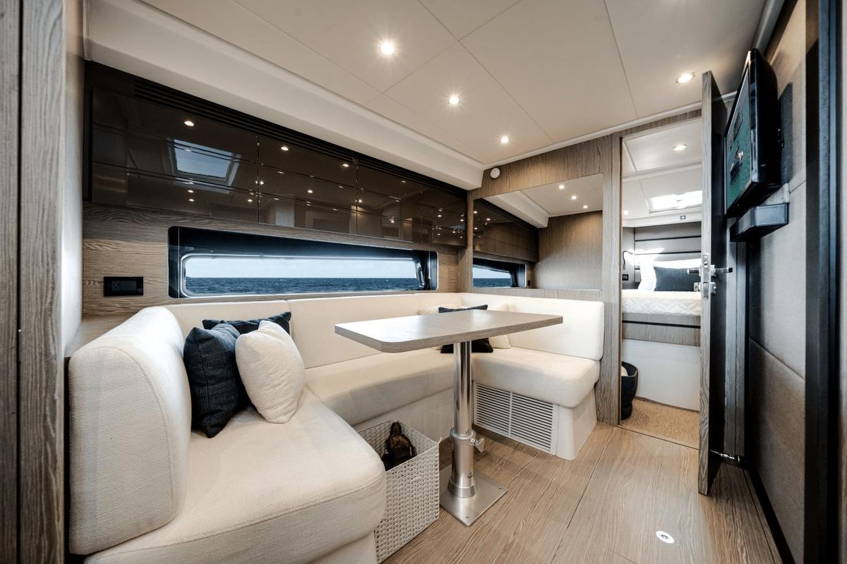2024 Azimut 45 