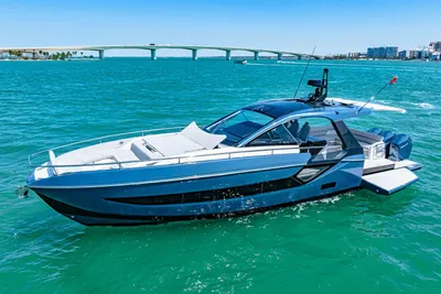 Azimut Verve 48