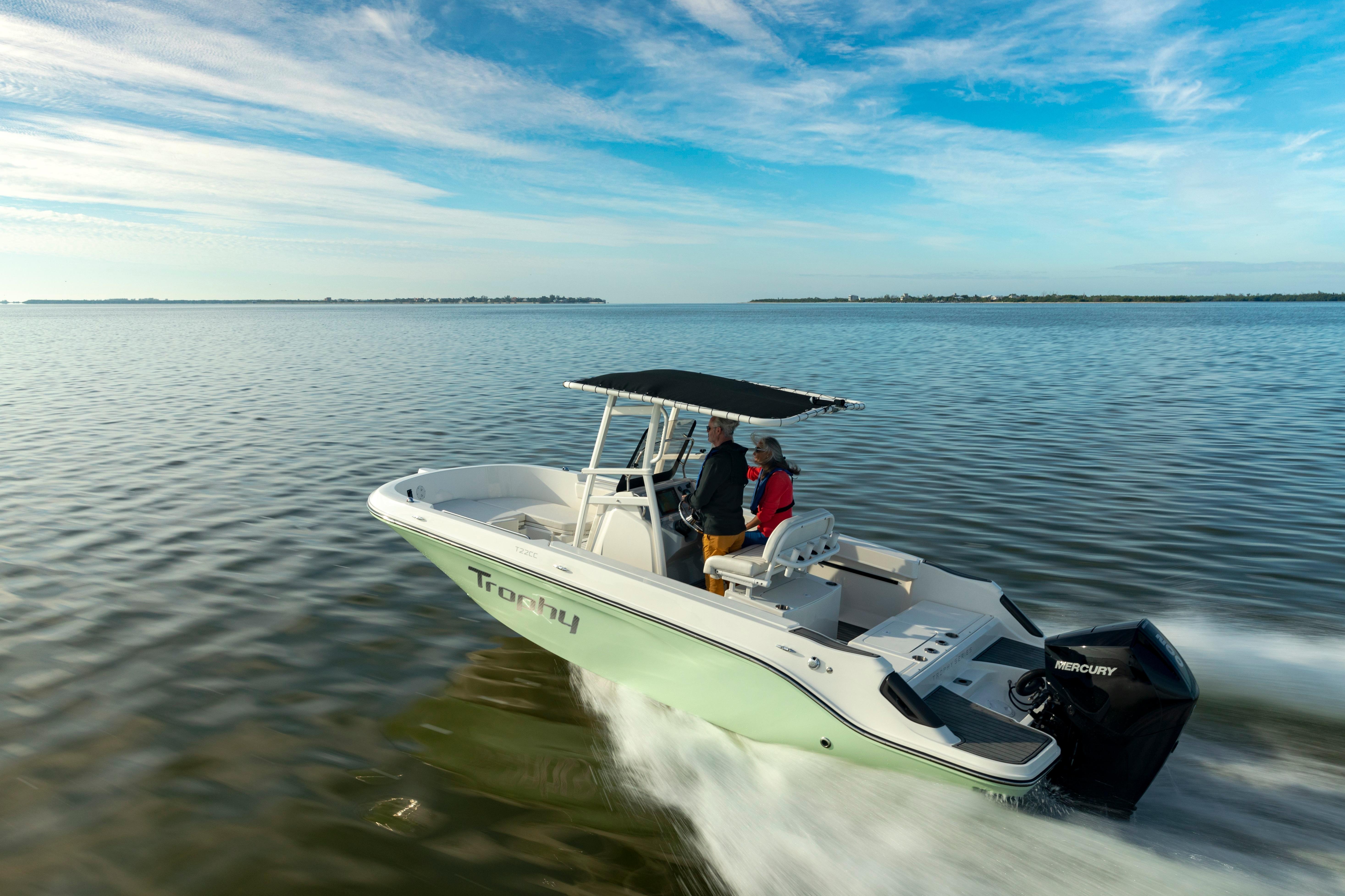 Bayliner Trophy T22CC
