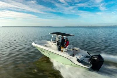 Bayliner Trophy T22CC