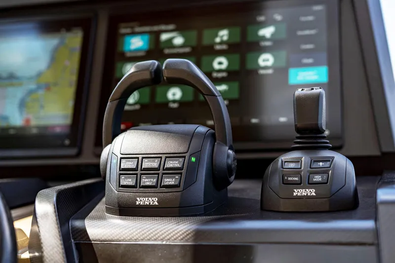 Tender Owl Yacht Photos Pics Joystick Controls