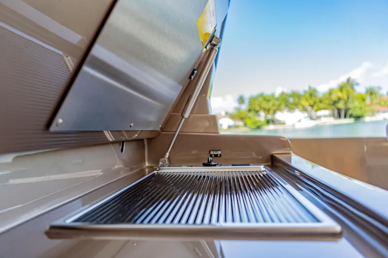 Tender Owl Yacht Photos Pics Electric Grill