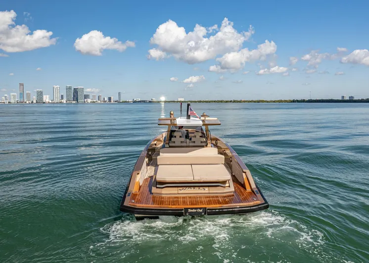 Tender Owl Yacht Photos Pics Stern View