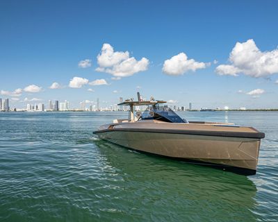 Yacht
