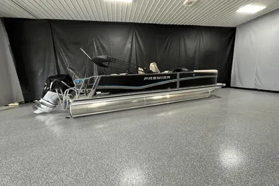 Premier 230 Solaris