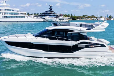 Galeon 440 Fly