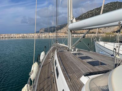 Yacht