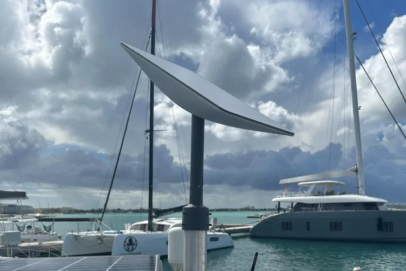 Talisa Yacht Photos Pics 