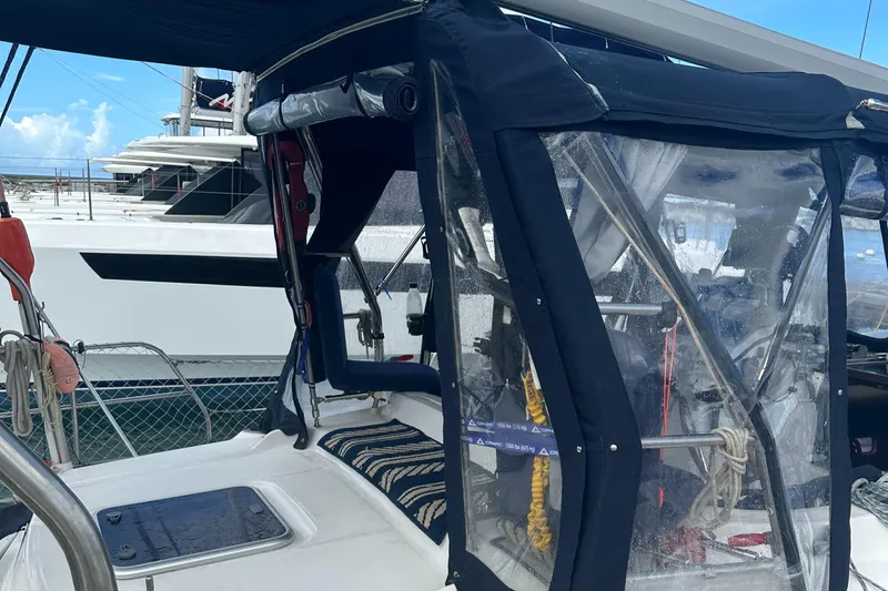 Talisa Yacht Photos Pics 