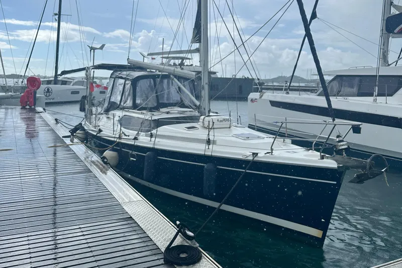 Talisa Yacht Photos Pics 