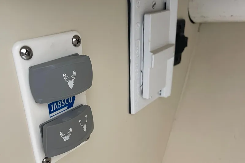 Talisa Yacht Photos Pics 