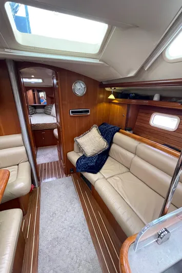 Talisa Yacht Photos Pics 