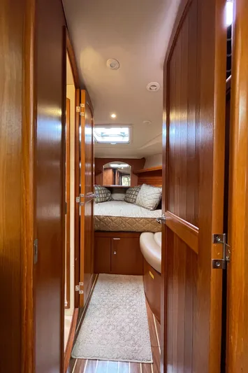 Talisa Yacht Photos Pics 