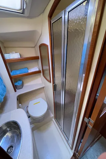 Talisa Yacht Photos Pics 