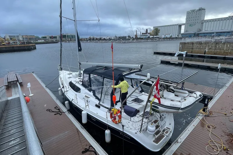 Talisa Yacht Photos Pics 