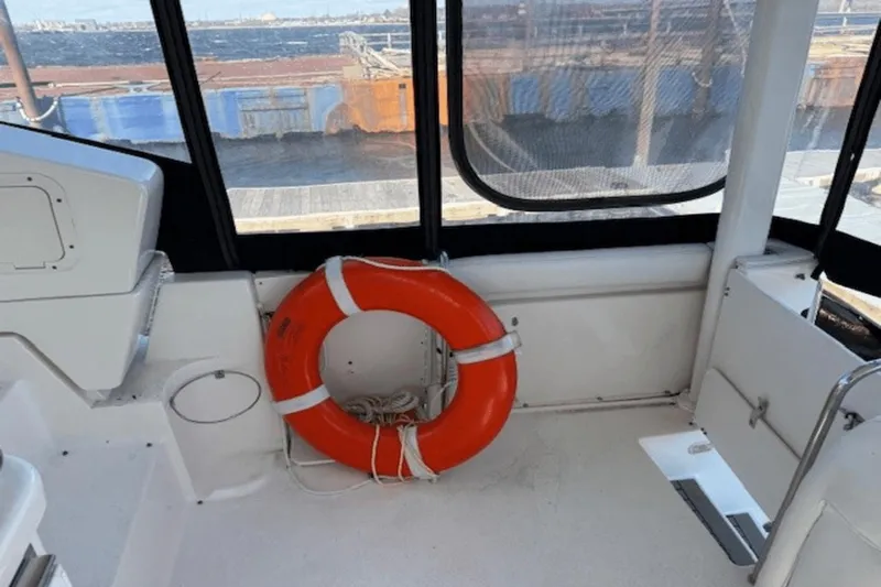 Living Room Yacht Photos Pics 