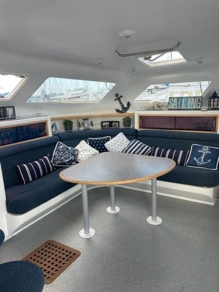 2010 Voyage Yachts 500 Executive