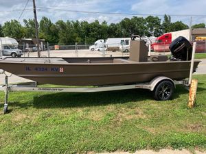 2017 Pro-Drive SBX Series 18' boat on trailer, parked outdoors.