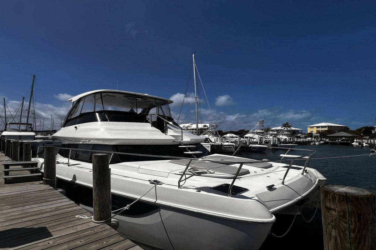 2024 Aquila 42 