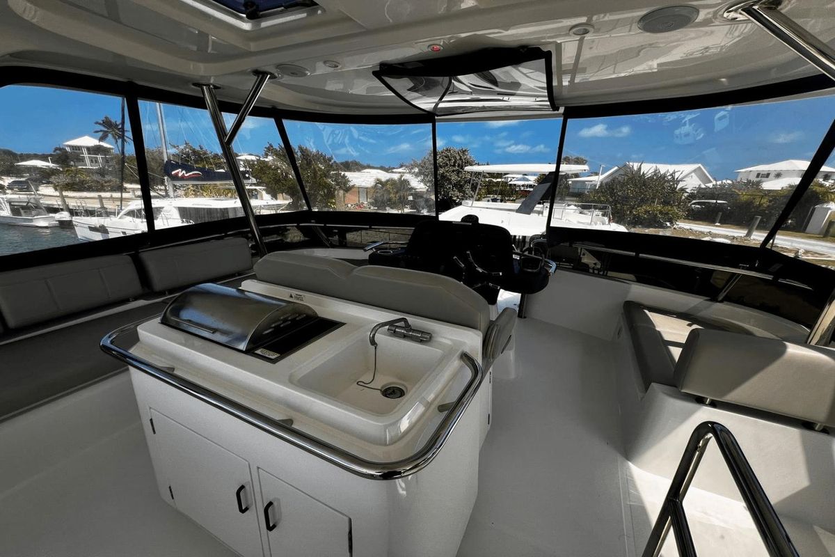 2024 Aquila 42 