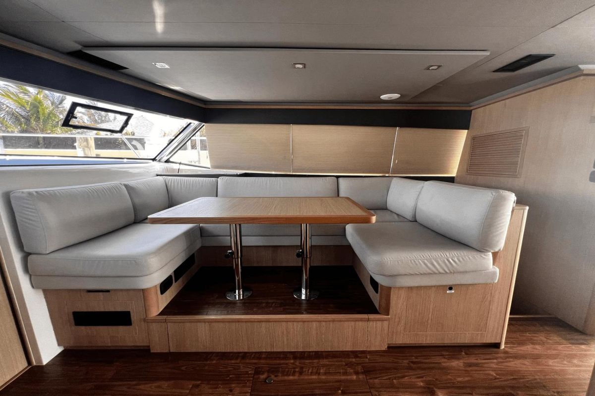 2024 Aquila 42 