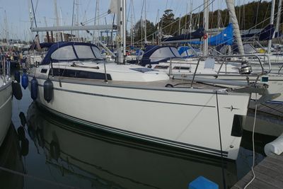 2014 Bavaria Cruiser 33