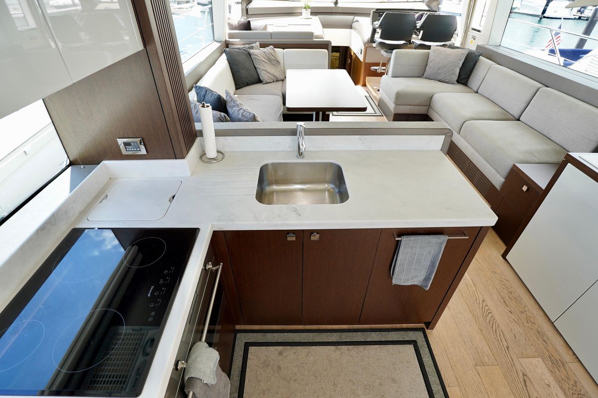 2019 Sunseeker 66 