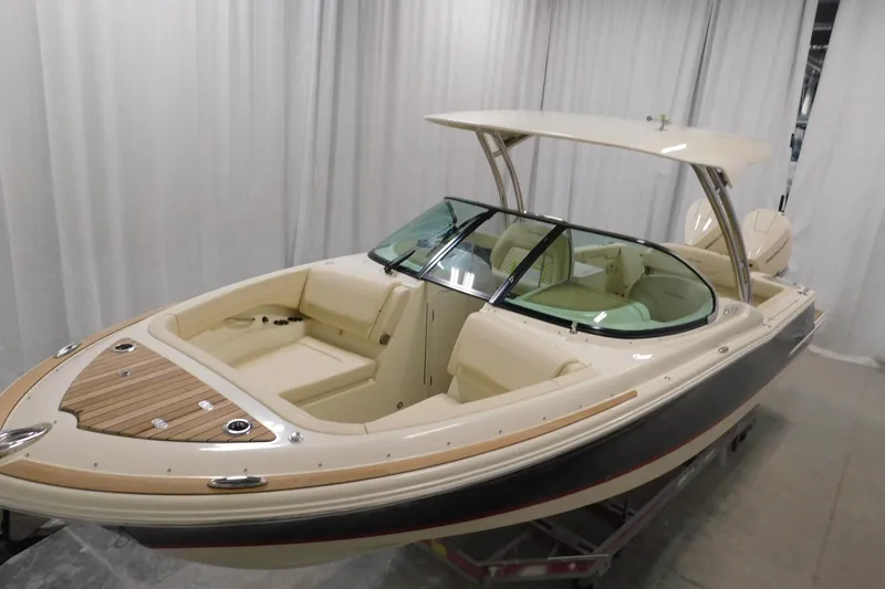  Yacht Photos Pics 2023 Chris-Craft Calypso 28 boat with elegant design and spacious seating.