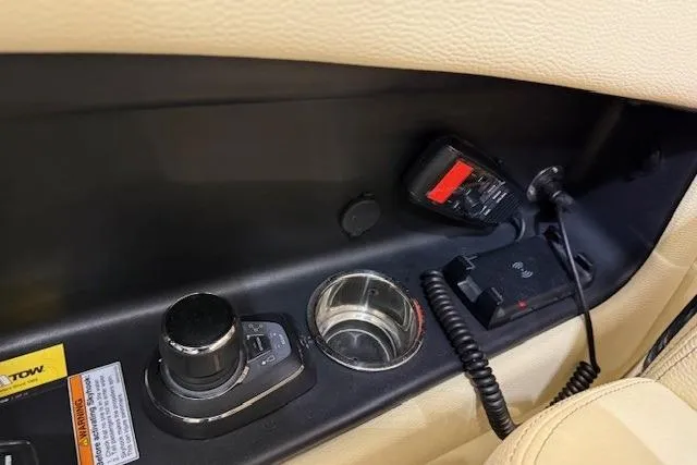  Yacht Photos Pics 2023 Chris-Craft Calypso 28 boat interior controls and cup holder detail.