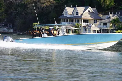 Custom 42 CENTER CONSOLE