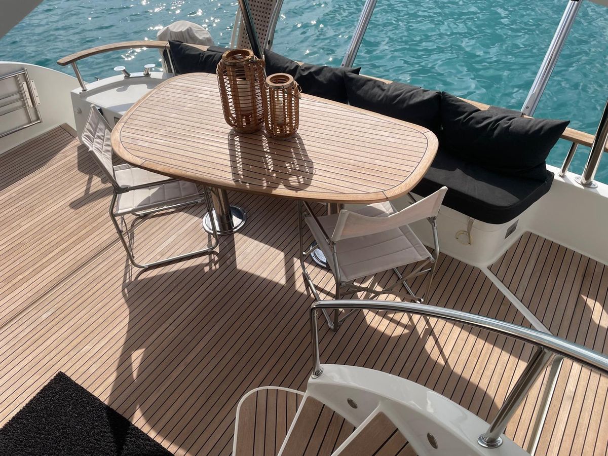 2009 Fountaine Pajot 46 