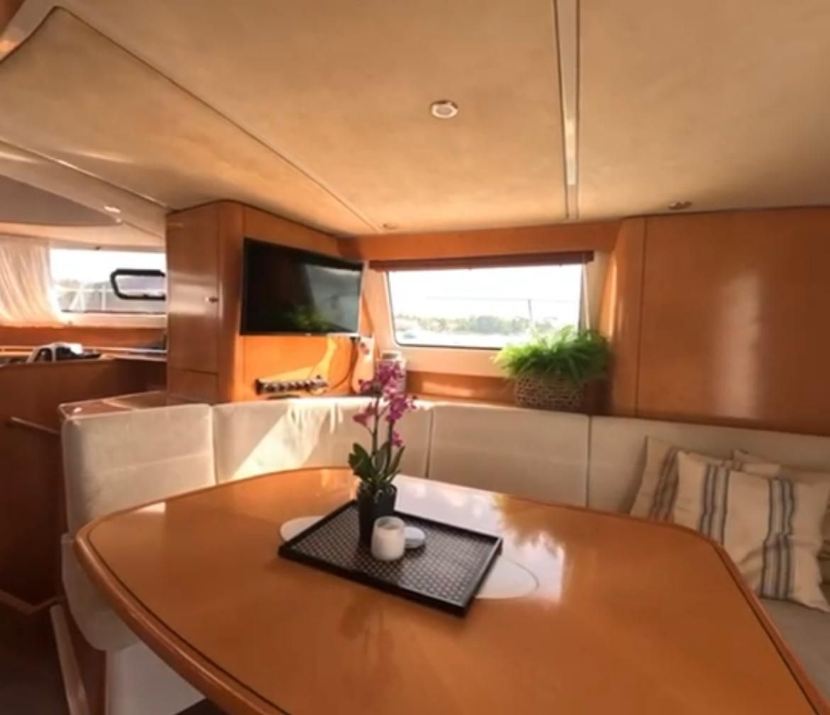 2009 Fountaine Pajot 46 