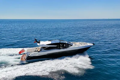 Sunseeker Predator 74 XPS