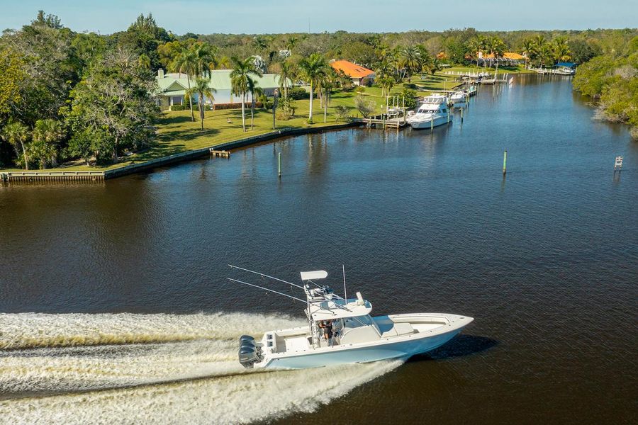 2019 Contender 39 Fisharound