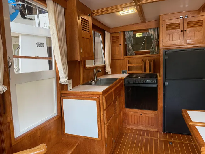 Winds Of Change Yacht Photos Pics Galley