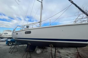 Hunter 410 - Original Owner Boat