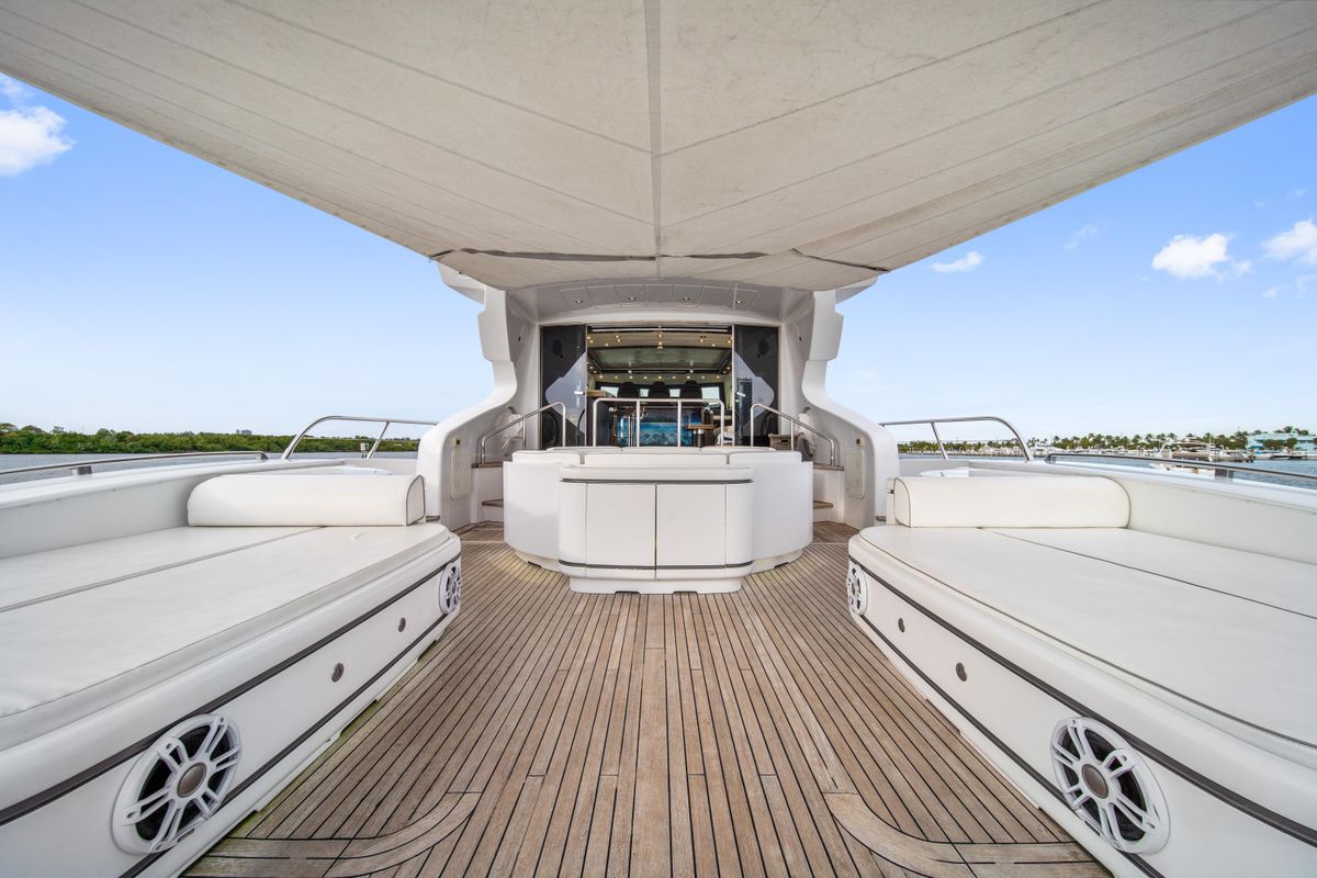 2007 Mangusta 103 