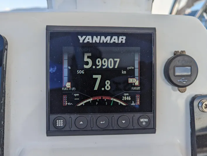 Neve Yacht Photos Pics Yanmar engine display on Bali 4.6, showing speed and fuel data, 2022 model.